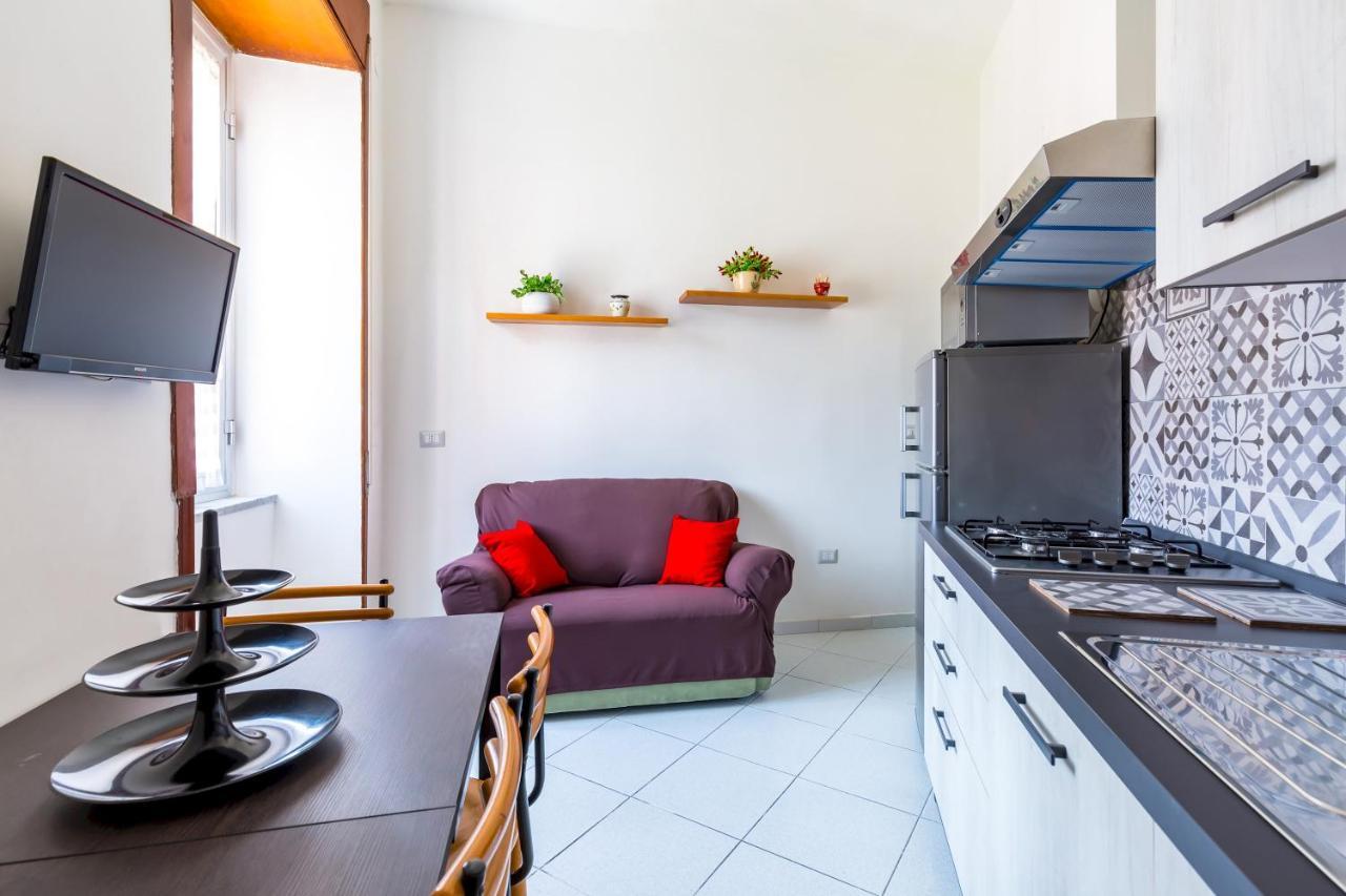 Rione Emanuele III - 4 Bedroom Apartment Napoli Dış mekan fotoğraf